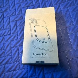 Casely PowerPod Magnetic Wireless Charger - Gray